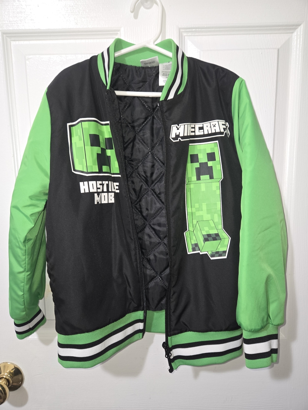 Minecraft Kids' Green & Black Creeper Bomber Jacket